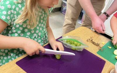 The benefits of shared snack time